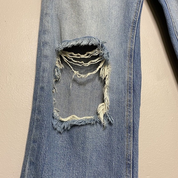 Free People We the Free Straight Leg Cropped Distressed Jeans Button Fly Size 28 - Picture 7 of 16
